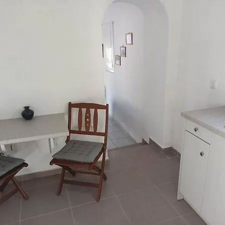 Δίκλινο Δωμάτιο Δονούσα Με Εξαιρετικό Μπαλκόνι Exterior photo